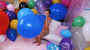 Summer Raez: Big Blue Blow2Pop - Tattooed MILF B2P Q16 Balloon - mp4 4k