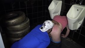 Fucked bareback by Tahar in public toilets