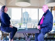 HOT STRIP GAME IN A RESTAURANT WITH CUMANDRIDE6 AND OLPR