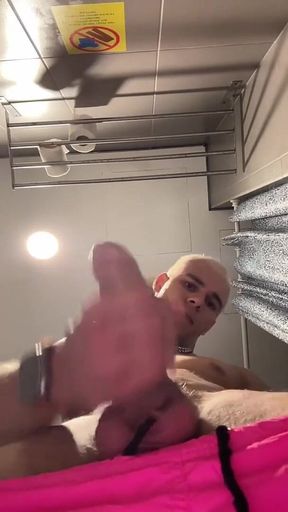I Went to the Toilet in a Hostel and Decided to Jerk off There