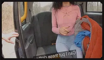 Hot Babe Deepthroats Big Cock - Vanessa Hillz Intense Encounter