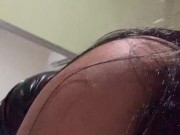 Moviendo el culo rico