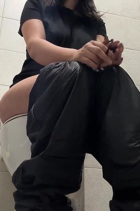 Crazy Toilet Farts in Black! Nipple Pops