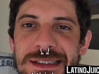 Curly bearded Arnold pierced deeply in the asss by two gigantic dicks