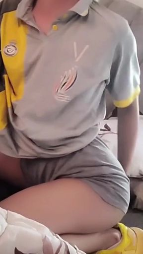 Amateur Arab Shemale Masturbation 4