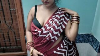 Newly Married Desi Bhabhi is Not Satisfied with Her Husband