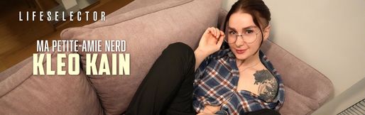 My gorgeous nerdy girlfriend Kleo Kain