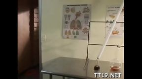 Fascinating princess Jenny Hendrix enjoys shaking her shapes