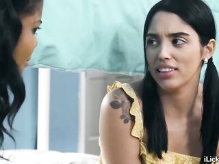 Large melons black lesbo fingering her virgin lalin girl roommate