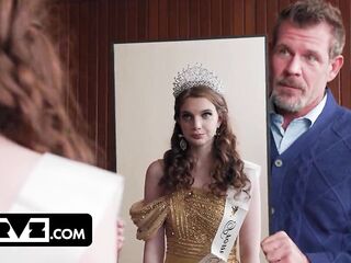 Marina is a bratty teenager who craves to be this year’s Prom Queen