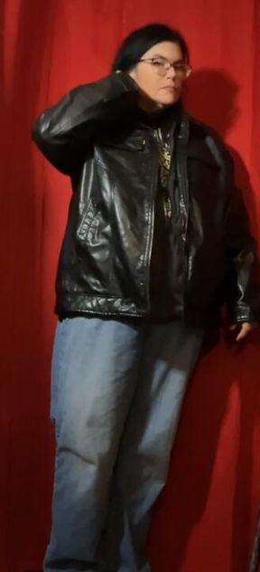 Sissy Boy Modeling for Me on Cam