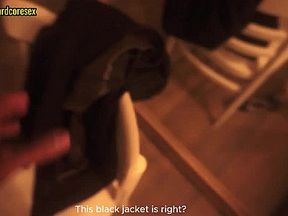 Mi hermanastra nota mis perversas intenciones de follarle la garganta y ella se deja (casi nos descu