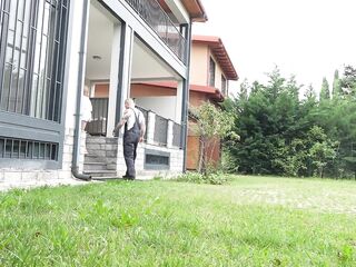 Gardener Becomes Lover of Abode Owners' Daughter