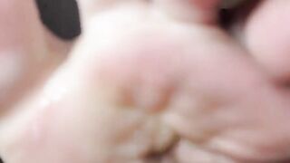 Giantess Feet POV