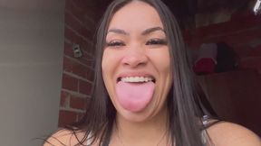 GIANT TONGUE EXHIBITION PART 2 BY KIARA NISSEI FULL HD