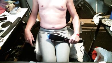 Full Bladder torture with Massager. Cum in tight leggings then lose control!