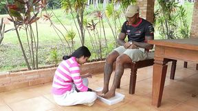 KYLE - Worship my feet but first put them in order!