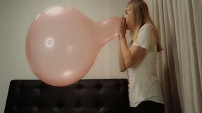 Alla makes a B2P balloon 17 inches sitting on a fitness ball!!!