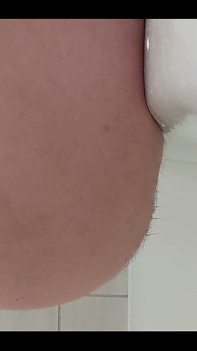 Apparently I Wasn't 100% Clean Before Popping This Plug Out.