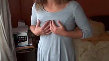 Beautiful stepmother shows off so I can masturbate and cum in front of her