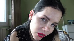 Anna Shows Her Oral Sucking Skills