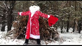 Russian SANTA CLAUS jerks off his BIG DICK in the forest and sends his sperm as a gift