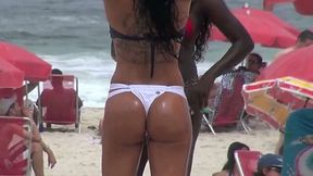 Bootyfull Brazilian hoe with sexy tan lines is a crazy skilled blowjobber