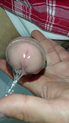 Hot and Wet, Desperate Student Masturbates Intensely in the Bathroom, I'm Almost Discovered