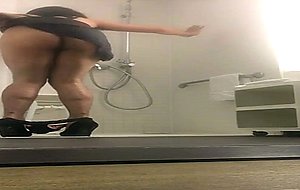 Love to piss as a female