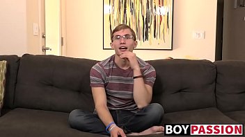 Twink has nice interview before stroking his big dick