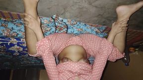Paki Cubby Maid Cleaning Floor Big Natural Tits Big ass tight boobs