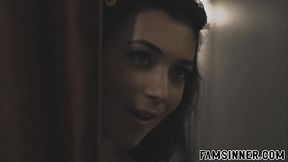 the natural tits of my stepdaughter