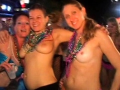 Daring public flasher and outdoor amateur babe