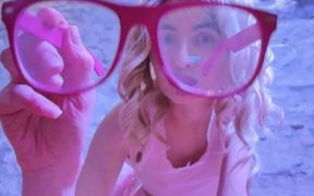 Your Classmate Humiliates Your Height - Height Humiliation