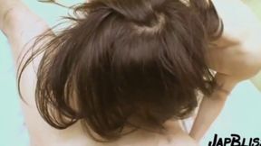 Hot Japanese MILF Enjoying Raw Sex!