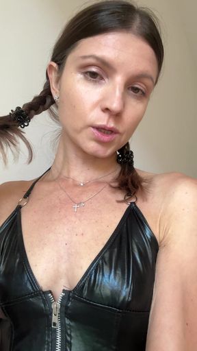 Solo Stokings and Latex -pussy Play