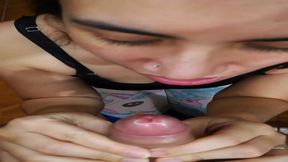 Amateur couple enjoys a quick and steamy session