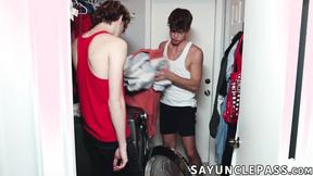 ”Jordi Fat freeuses Skylar Finchh & Oliver Carter as he please”