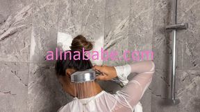 Hot Asian Thai Doing Her Bath On Cam