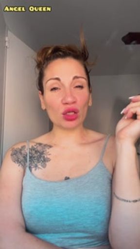 Sph fumando Milfangelqueen