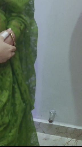 Tailor Taking Measurements of Alisha Bhabhi with His Fingers
