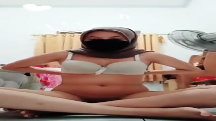 memek hijab part 5 full di https://linktr.ee/bookingpsk