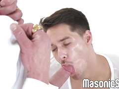 Zander Woodz gets ordained by Jay Stryker in deep bareback breeding ritual