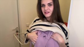 Kiinni teossa: Äitipuoli imettää samalla kun poikapuolen iso kulli räjähtää