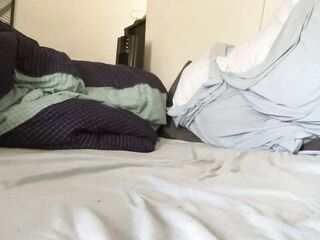 chillin and cumming - onlyfans/pipeofpisces