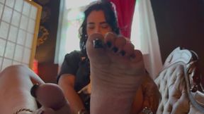 Shoe & Sock peel off pov IMG 2622