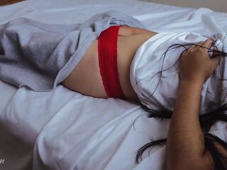 MORNING CLIMAX - masturbating in couch