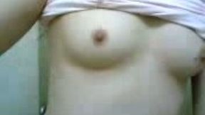 Lovely teen on webcam shows her trimmed pussy to turn me on