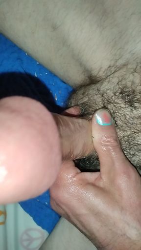 extreemley horney,huge and hard