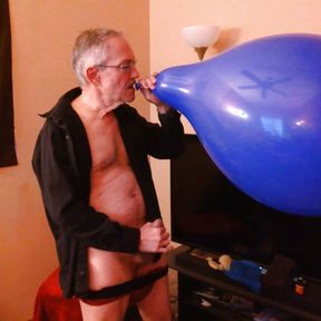 105) Big Blue Balloon Cum and Pop!   Balloonbanger